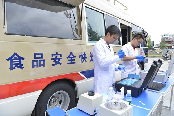 食品檢測(cè)車廠家如何保證居民飲食安全？