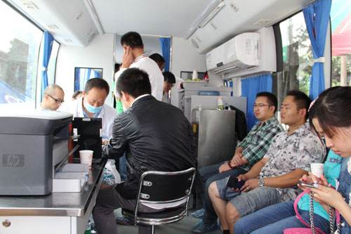 在獻血車獻血應(yīng)該注意什么？01