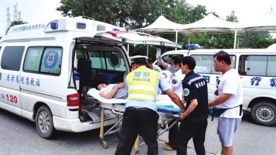 廣州救護(hù)車的容量配置，成社會(huì)關(guān)注問題01